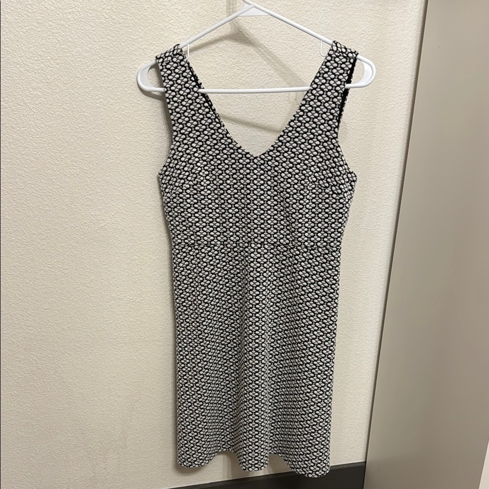 LOFT Black and White Geometric Mini Dress